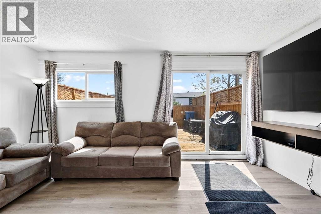 5615 1 Avenue SE — photo 9