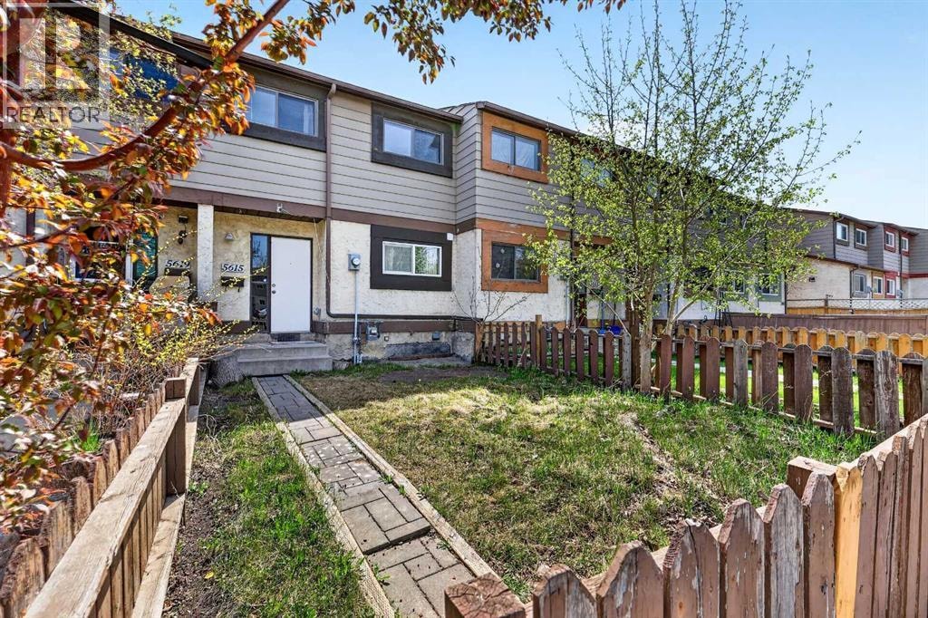 5615 1 Avenue SE — photo 1