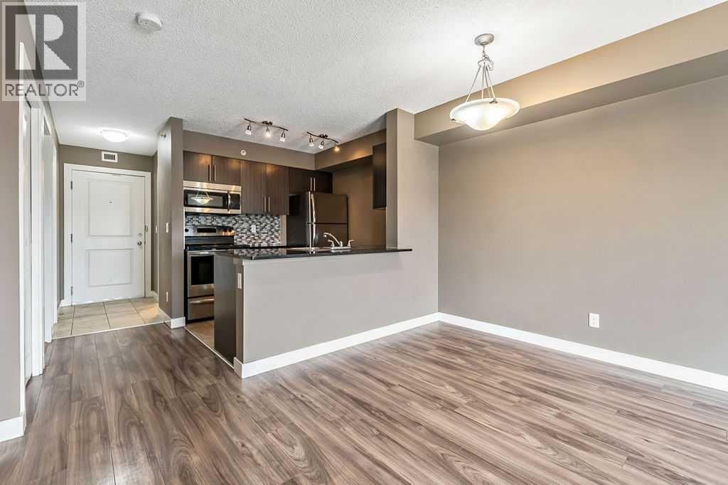 9410, 403 Mackenzie Way SW — photo 11