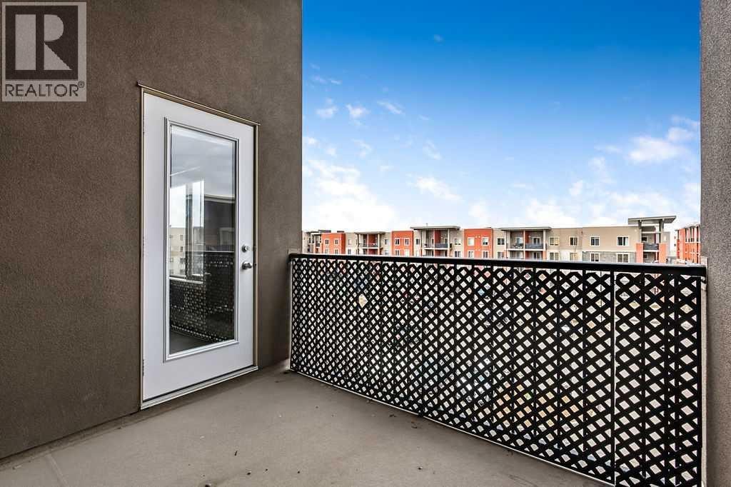 9410, 403 Mackenzie Way SW — photo 20