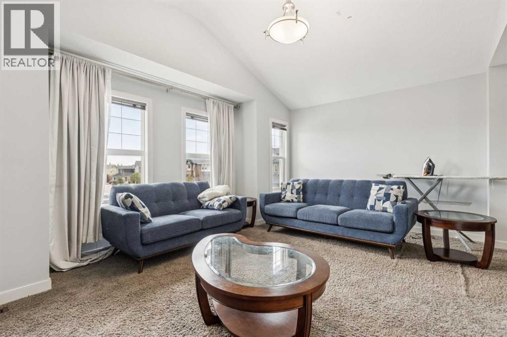 325 Evanspark Gardens NW — photo 12