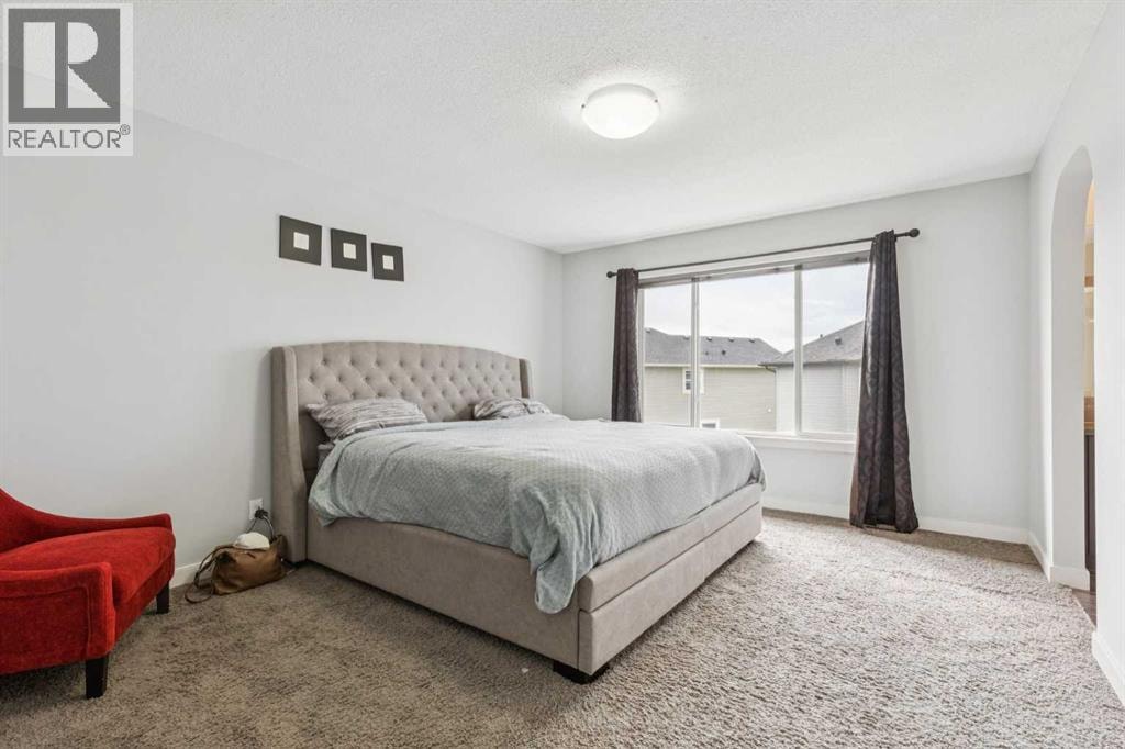 325 Evanspark Gardens NW — photo 13