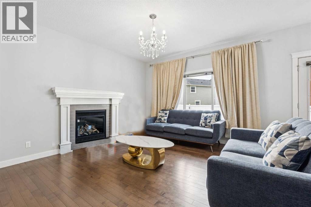 325 Evanspark Gardens NW — photo 7