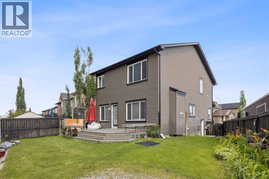 325 Evanspark Gardens NW — photo 29