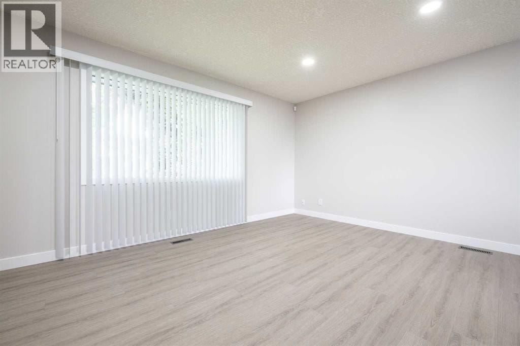 6036 4 Street NE — photo 12