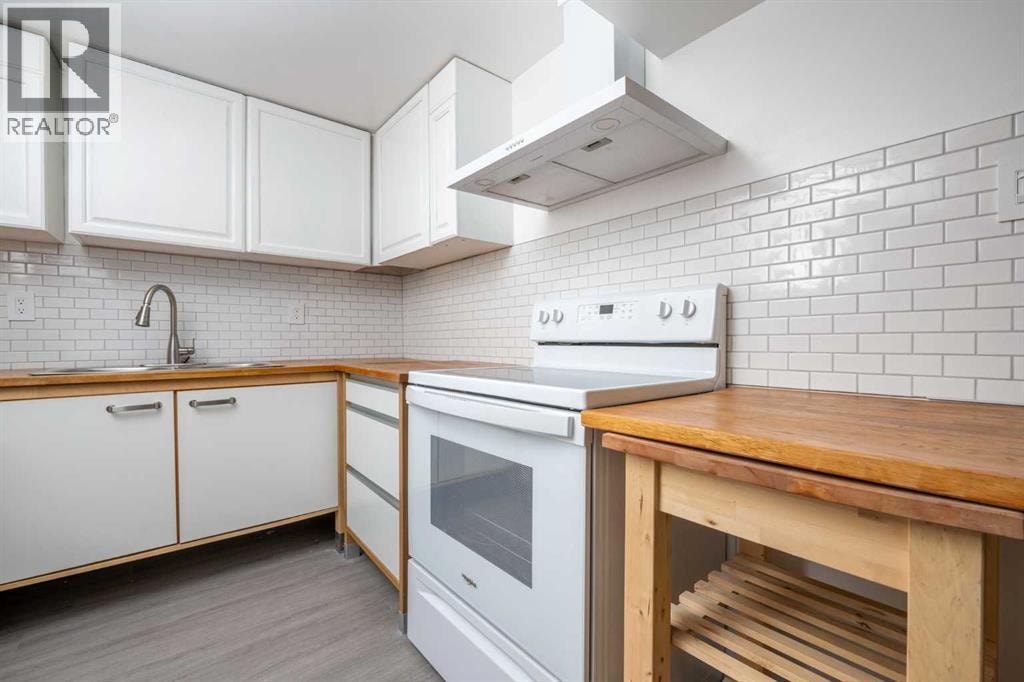 6036 4 Street NE — photo 31
