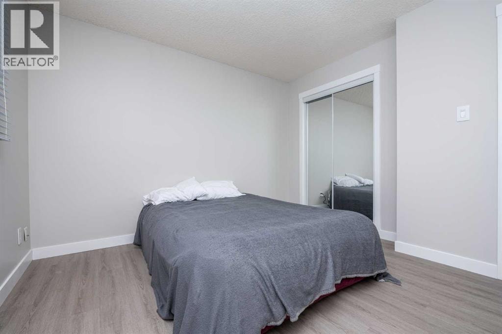 6036 4 Street NE — photo 14