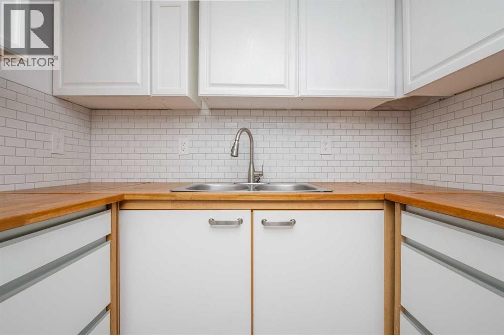 6036 4 Street NE — photo 30