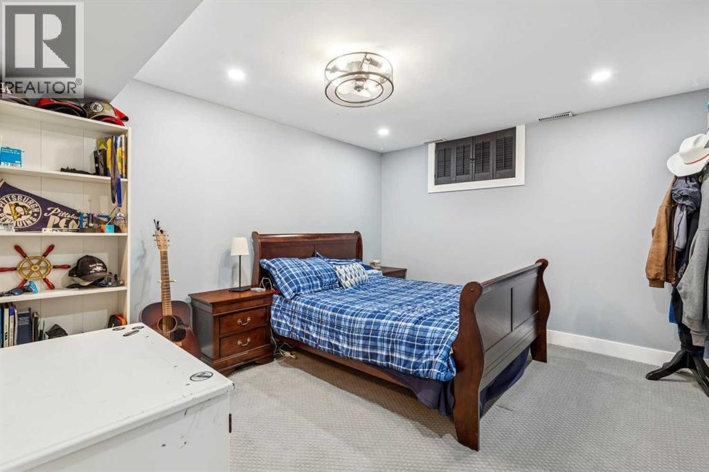 228 Crescent Road NW — photo 40