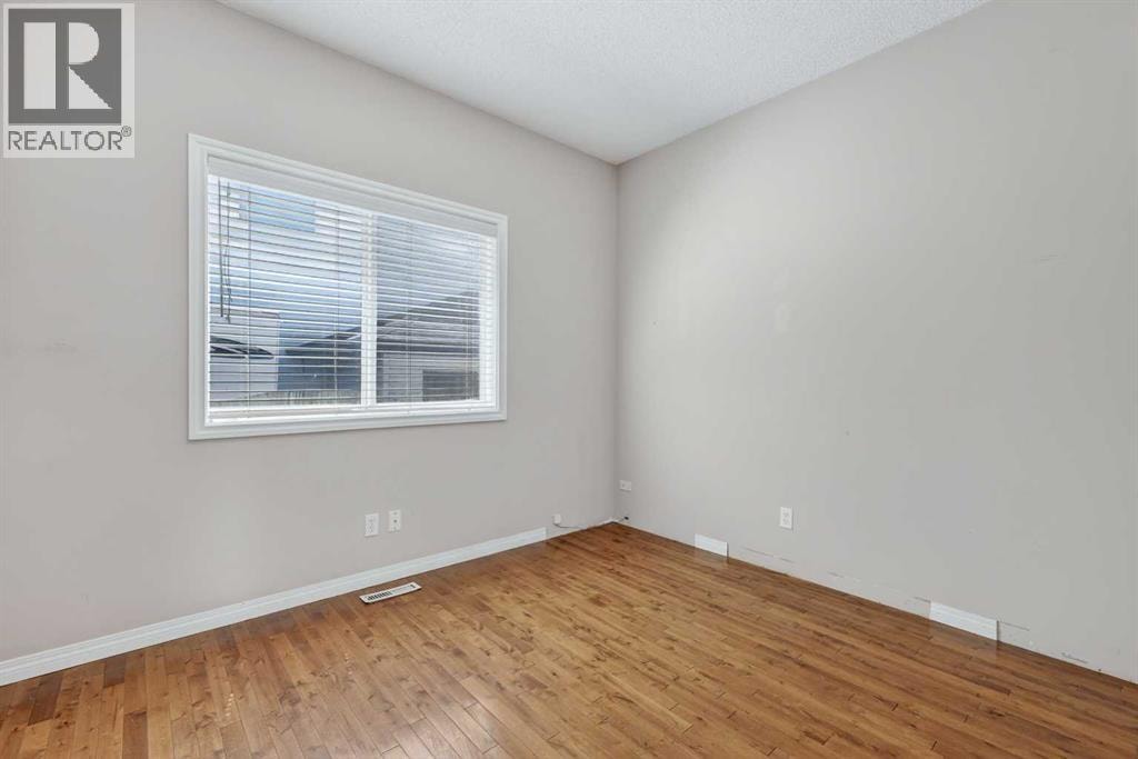 118 Invermere Drive Drive — photo 30