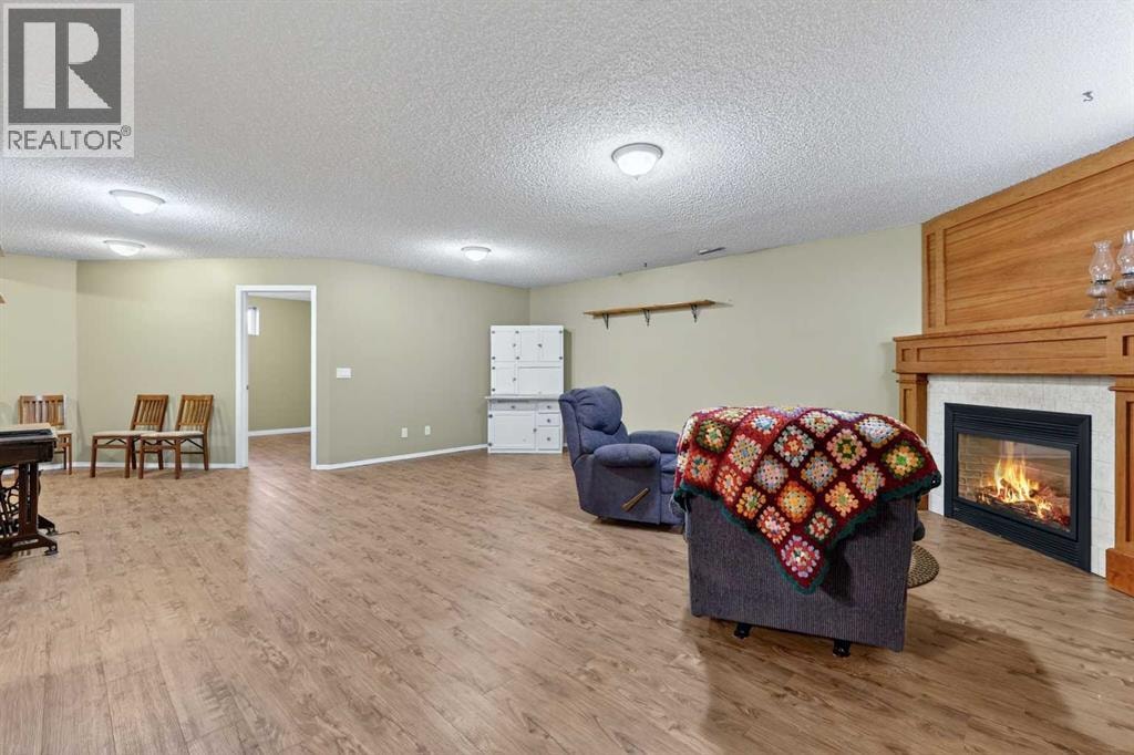 118 Invermere Drive Drive — photo 34