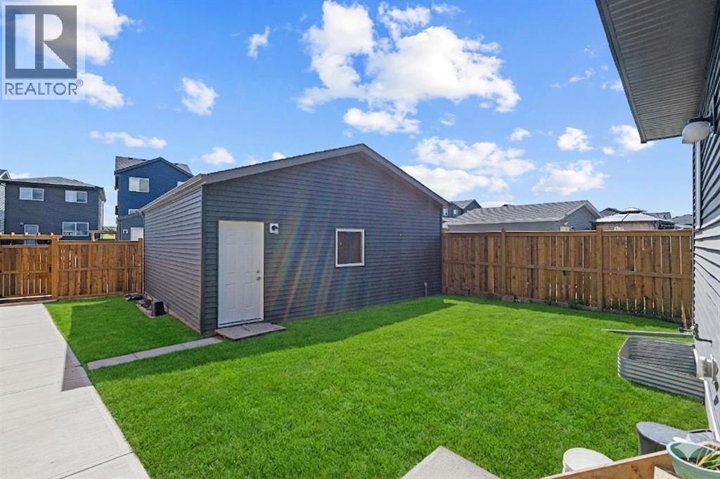 56 Belmont Green SW — photo 33