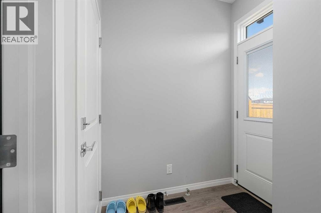 56 Belmont Green SW — photo 12