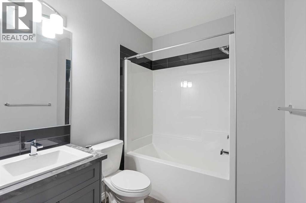 56 Belmont Green SW — photo 17