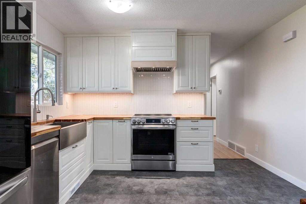 840 Raynard Crescent SE — photo 6