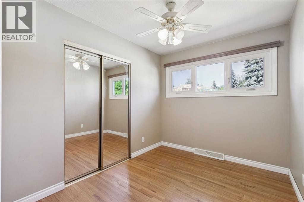 8028 5 Street SW — photo 10