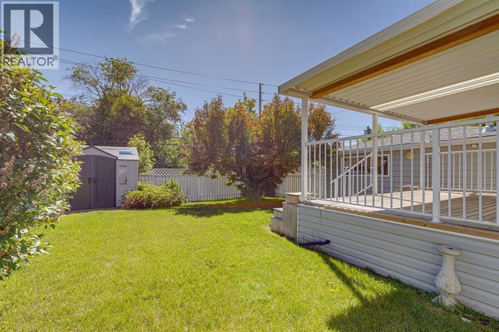 8028 5 Street SW — photo 25