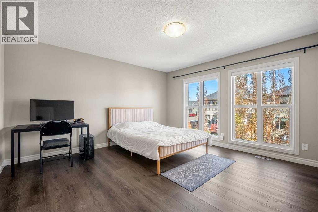 495 Cranford Drive SE — photo 35