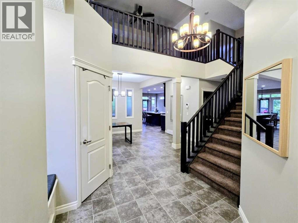 495 Cranford Drive SE — photo 2