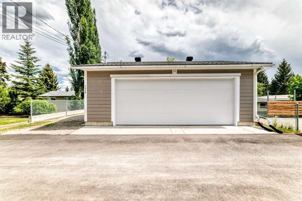 1228 Rosehill Drive NW — photo 37