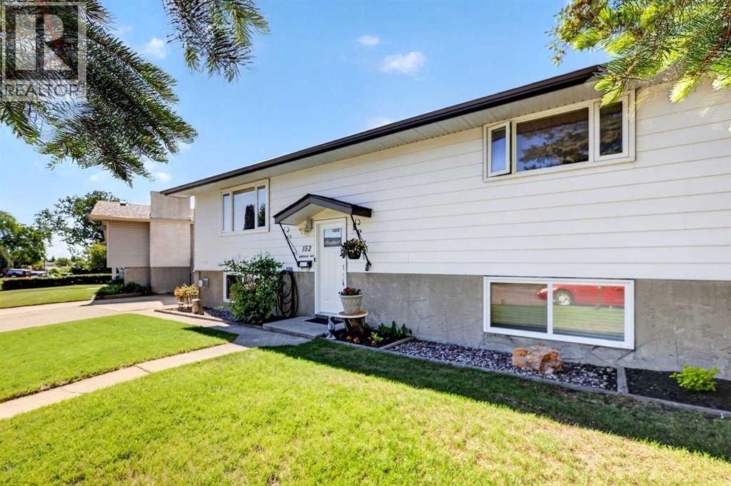 152 Maddock Way NE — photo 3