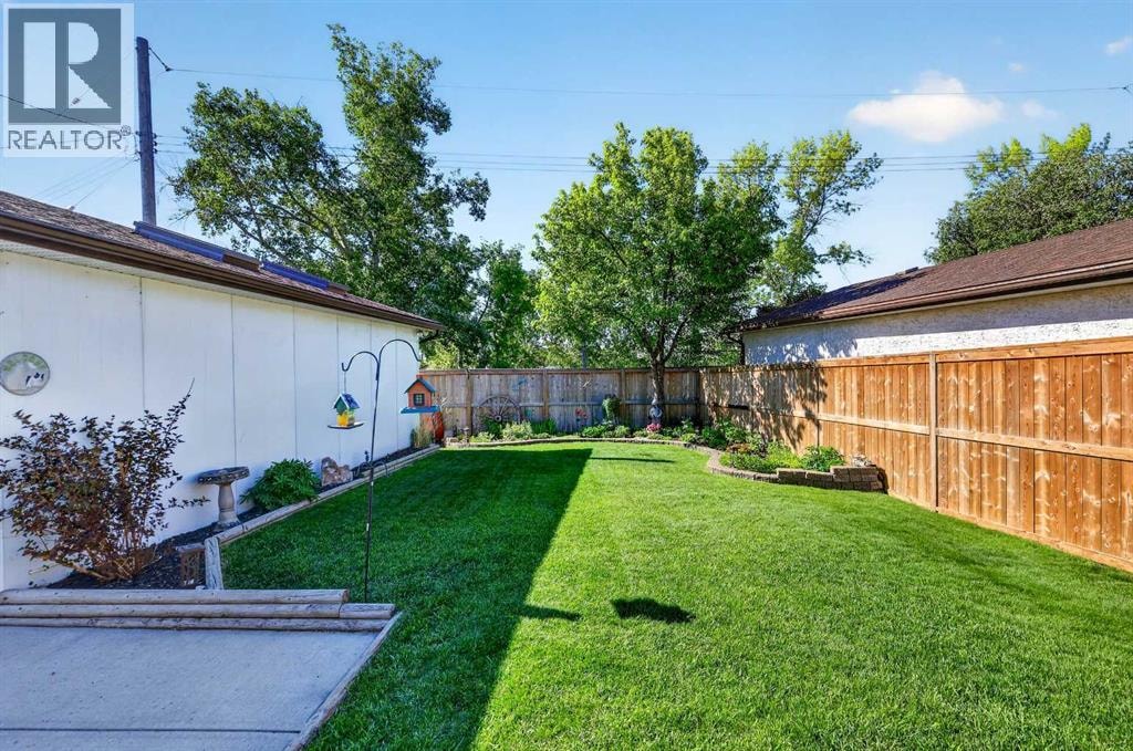 152 Maddock Way NE — photo 41