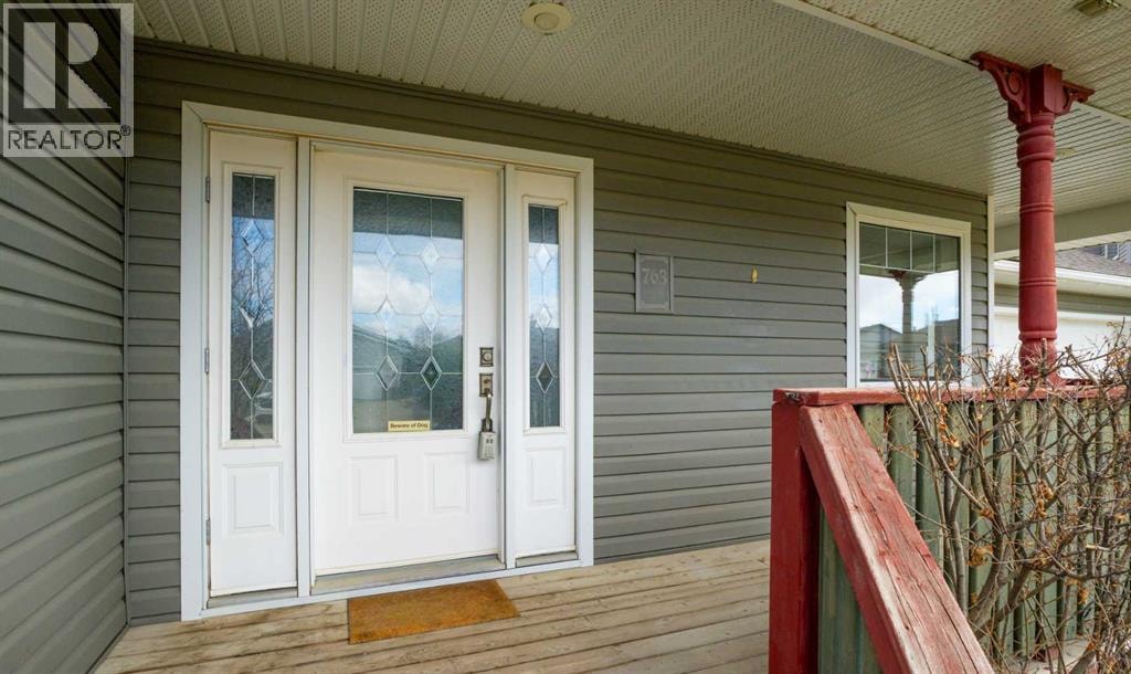 763 Stonehaven Drive — photo 2