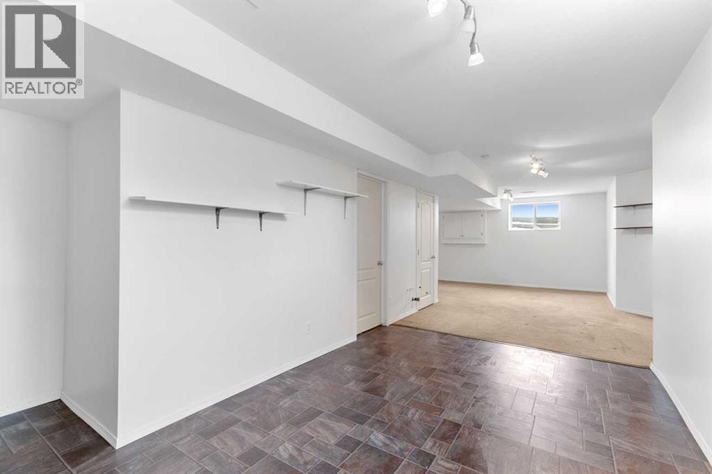763 Stonehaven Drive — photo 37