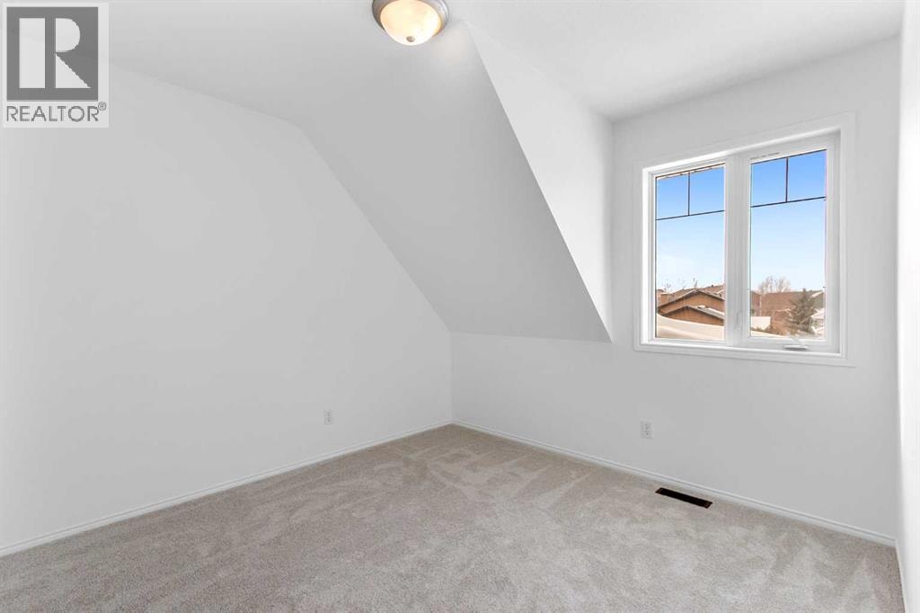 763 Stonehaven Drive — photo 27