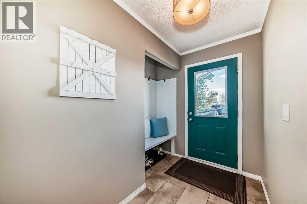 85 Rideau Close SW — photo 8