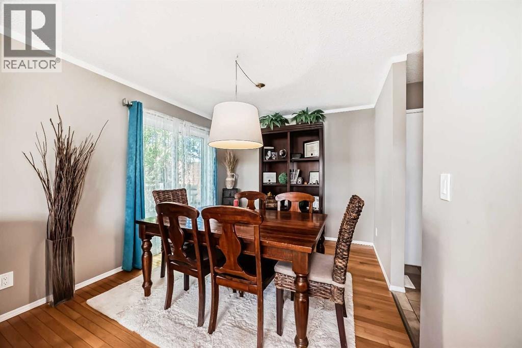 85 Rideau Close SW — photo 13