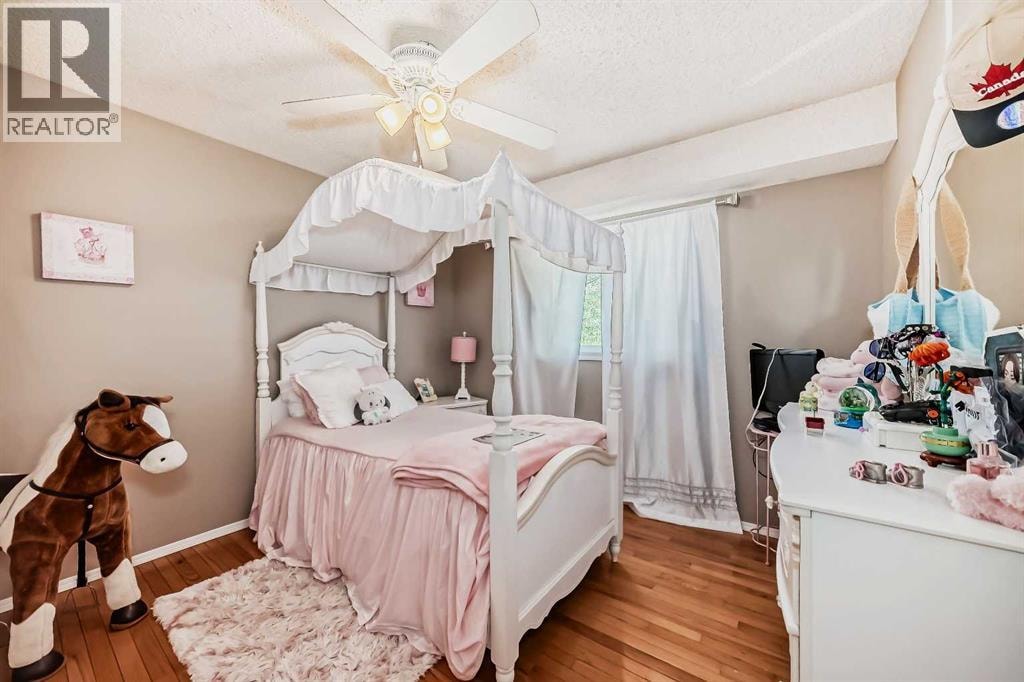 85 Rideau Close SW — photo 30