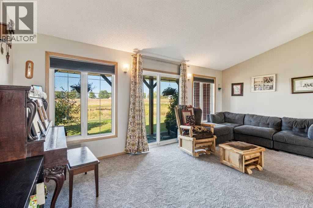 272187 Township Road 240 — photo 18