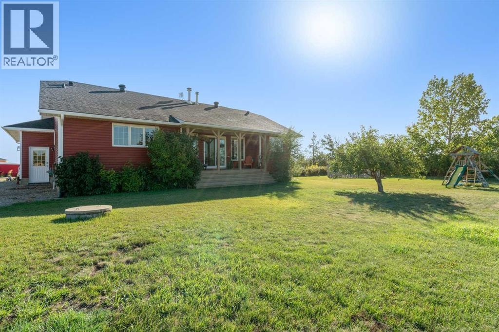 272187 Township Road 240 — photo 42