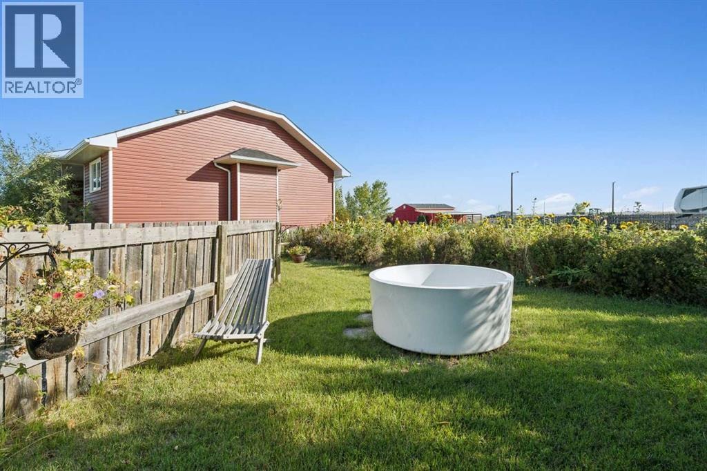 272187 Township Road 240 — photo 40