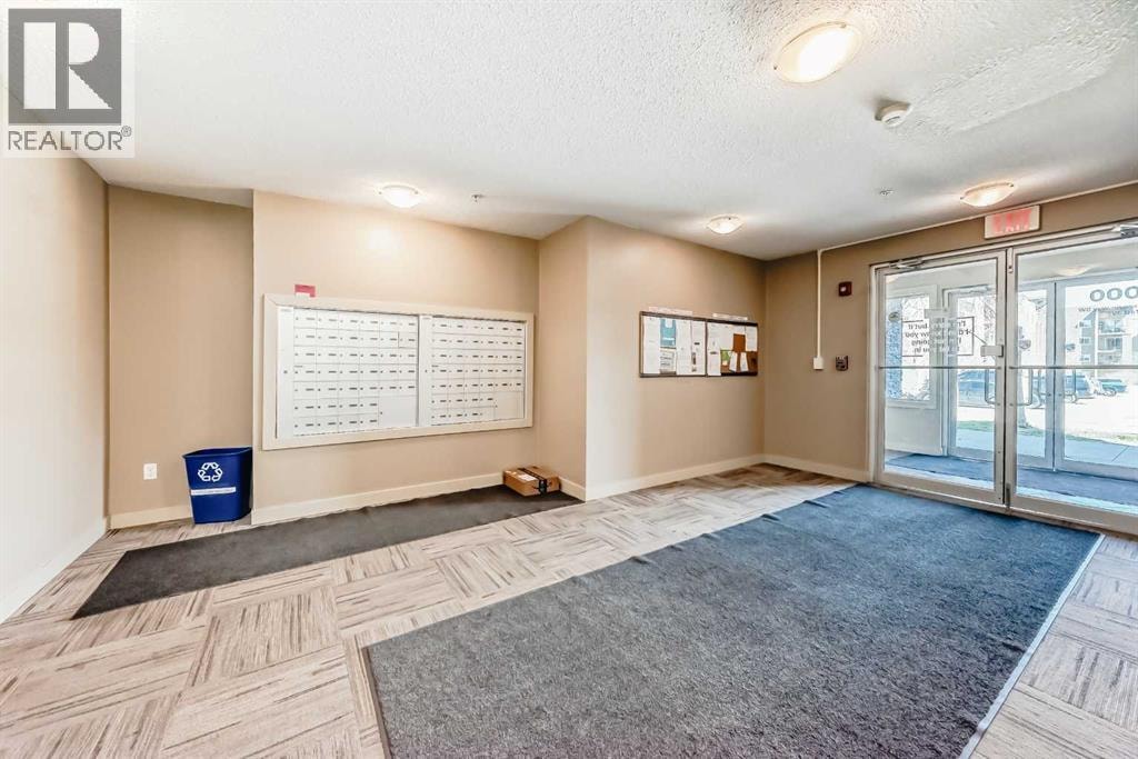 4304, 403 Mackenzie Way SW — photo 29