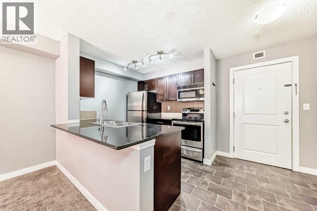 4304, 403 Mackenzie Way SW — photo 6