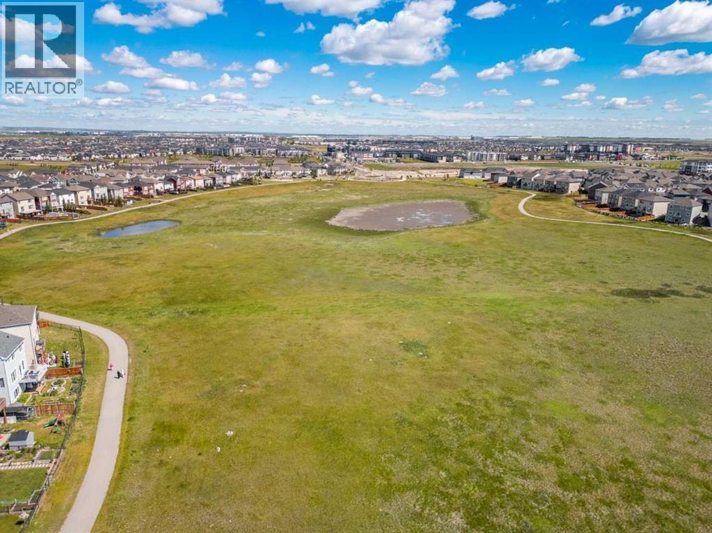 2318, 395 Skyview Parkway NE — photo 33