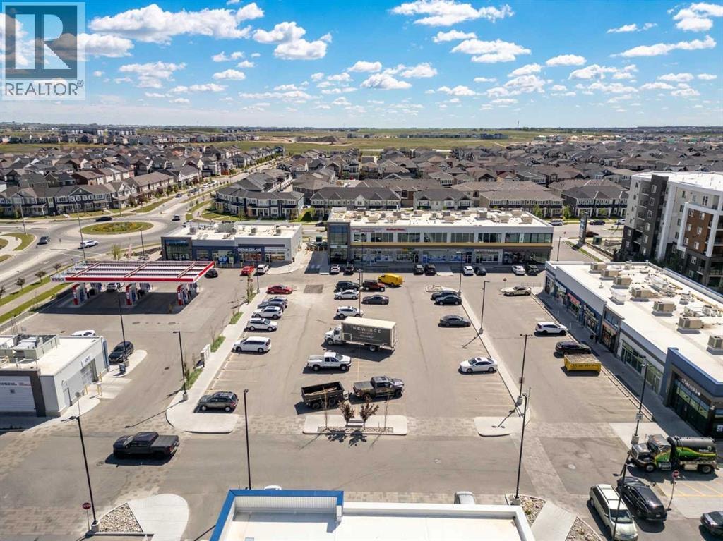 2318, 395 Skyview Parkway NE — photo 37