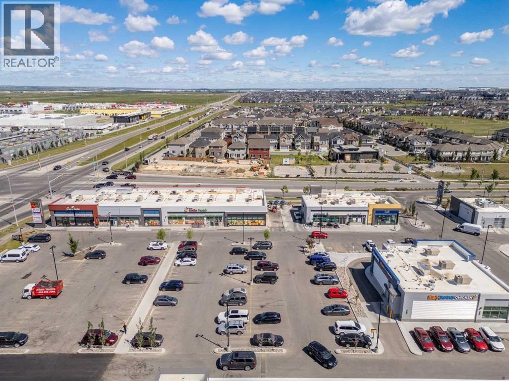 2318, 395 Skyview Parkway NE — photo 36