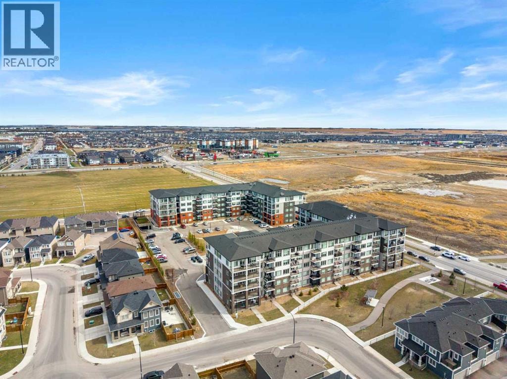 2318, 395 Skyview Parkway NE — photo 25