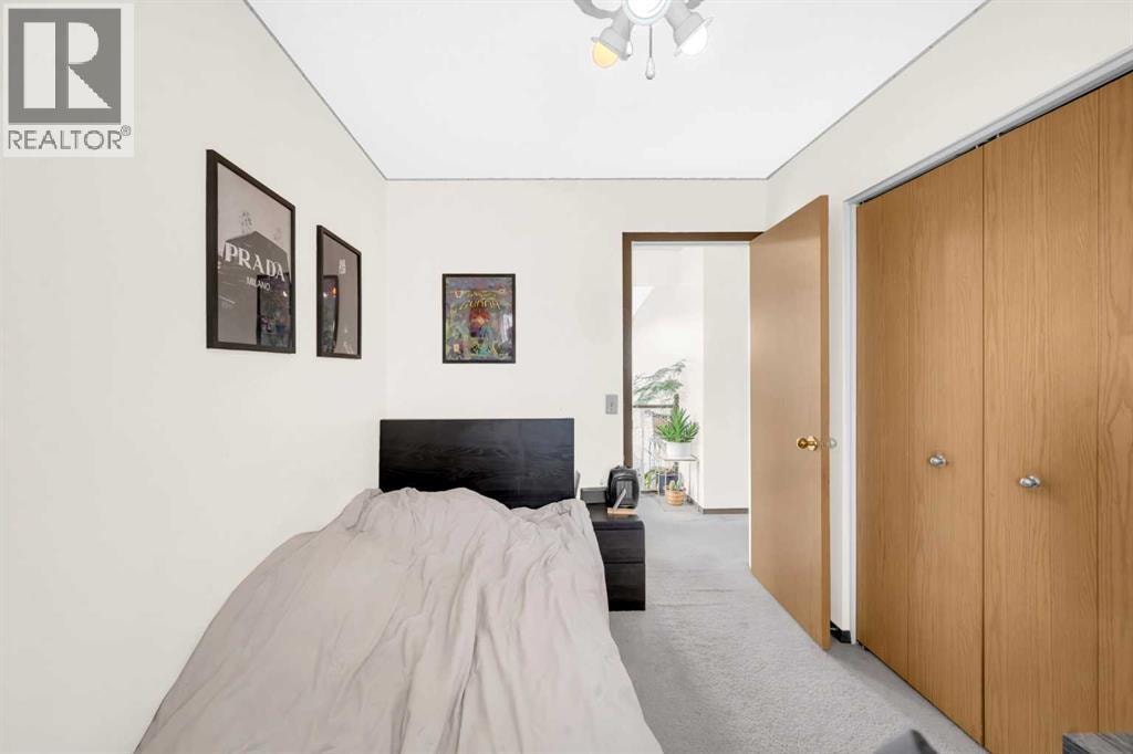 4 Fallingworth Bay NE — photo 22