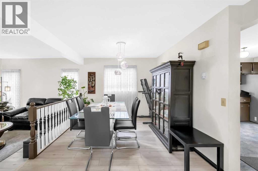 4 Fallingworth Bay NE — photo 16