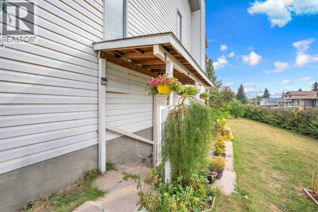 4 Fallingworth Bay NE — photo 41