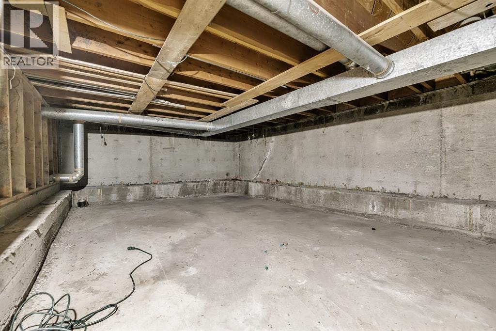 3156 Blakiston Drive NW — photo 35