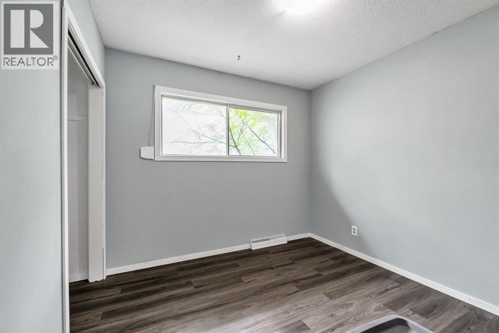 3156 Blakiston Drive NW — photo 18