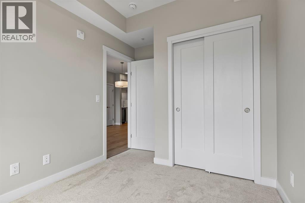 410, 660 Shawnee Square SW — photo 25
