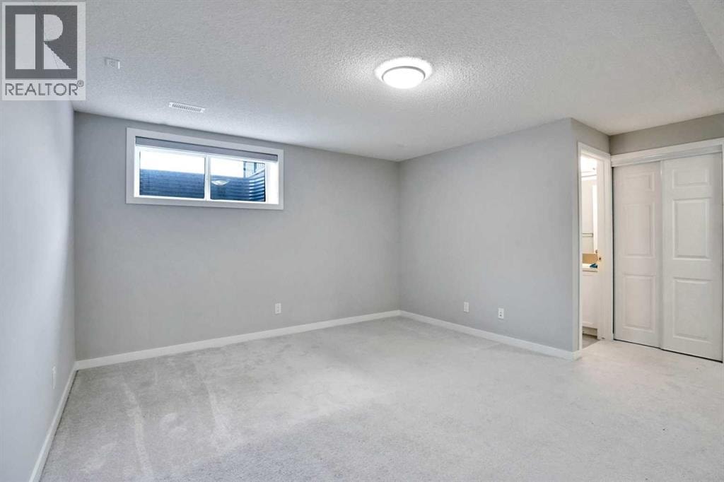 186 Carringvue Park NW — photo 44