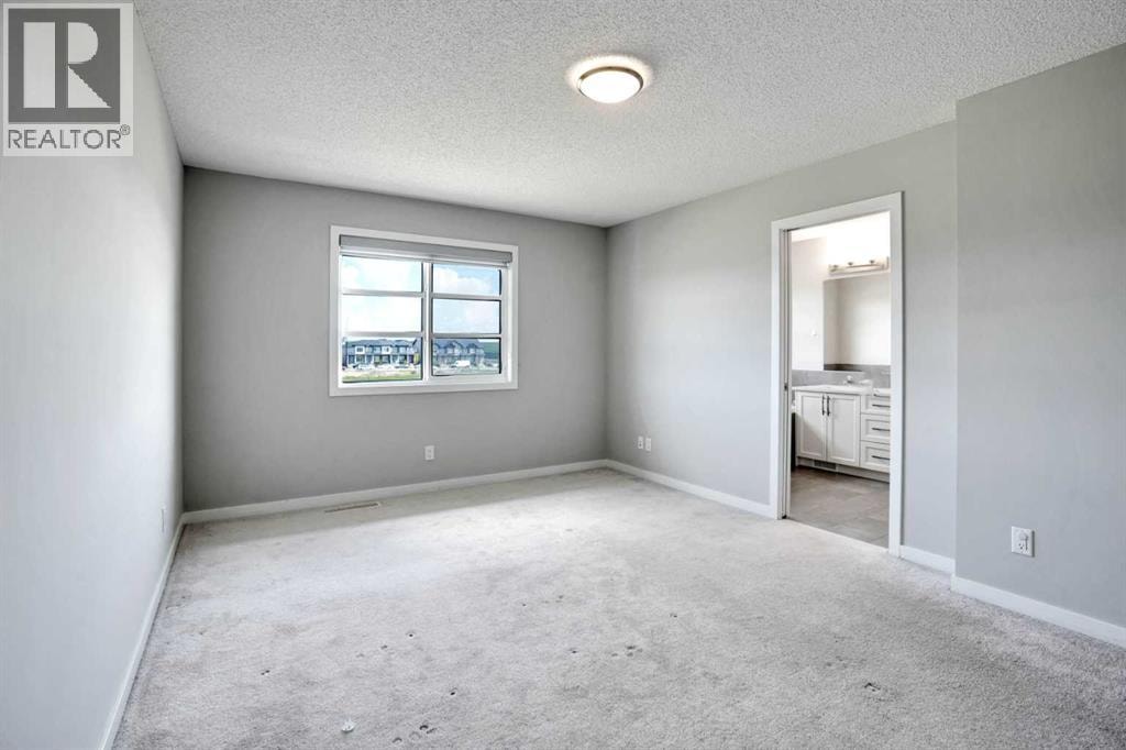 186 Carringvue Park NW — photo 38
