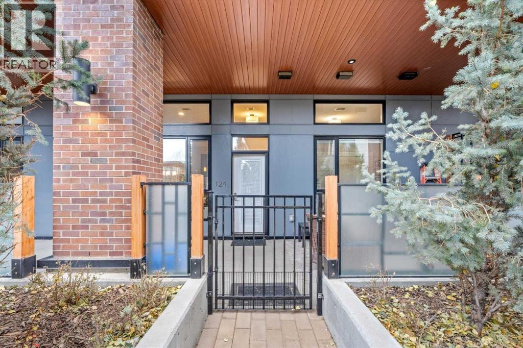 124 Mahogany Centre SE — photo 12